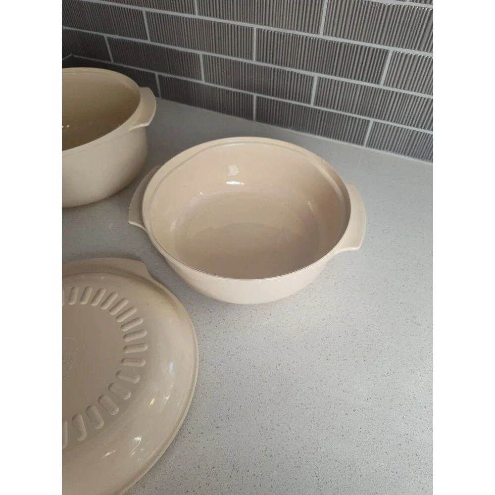 Tupperware Microwave Ultra 21 Round 3 qt, 1 3/4qt, Colander, lid, & Cone Stacked